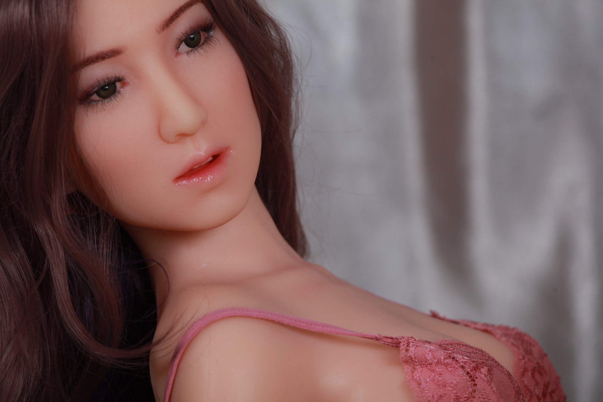 Lucy - Japanese pornstar MILF Platinum Silicone Joy Model Doll (142 cm)